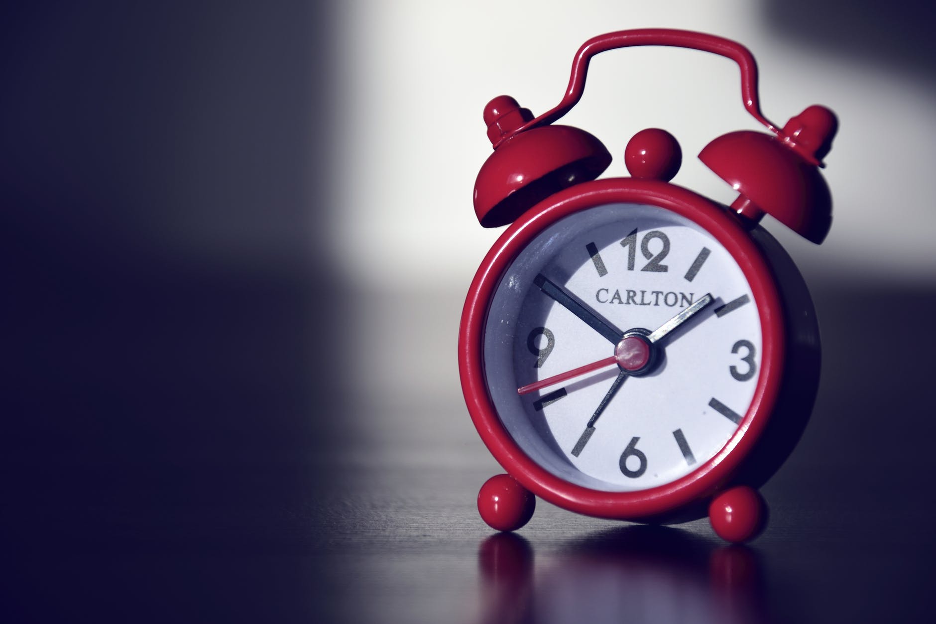 red carlton alarm clock